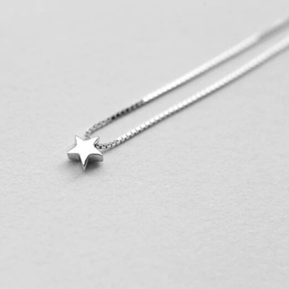 NEW 925 Sterling Silver Simple Star Necklace - Picture 4 of 7
